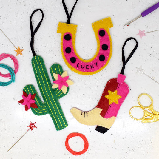 The Make Arcade - 'Country + Western' Felt Stitching Set