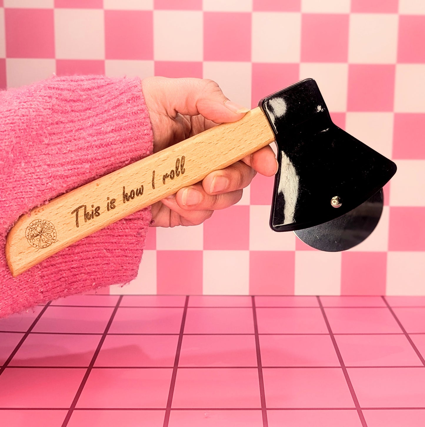 Pizza Cutter Axe - Wild Venus