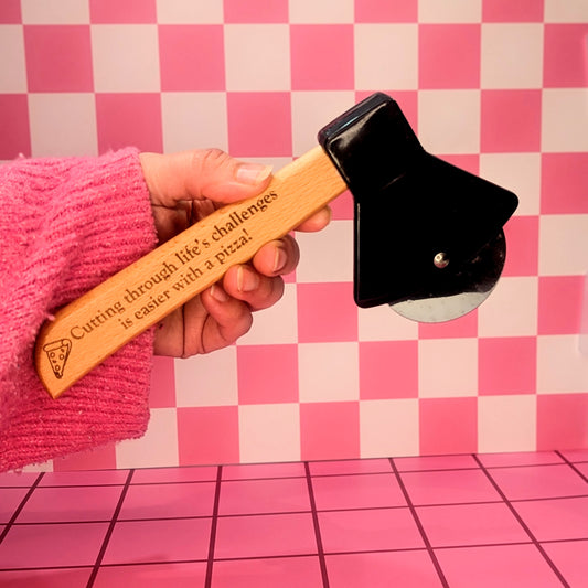 Pizza Cutter Axe - Wild Venus