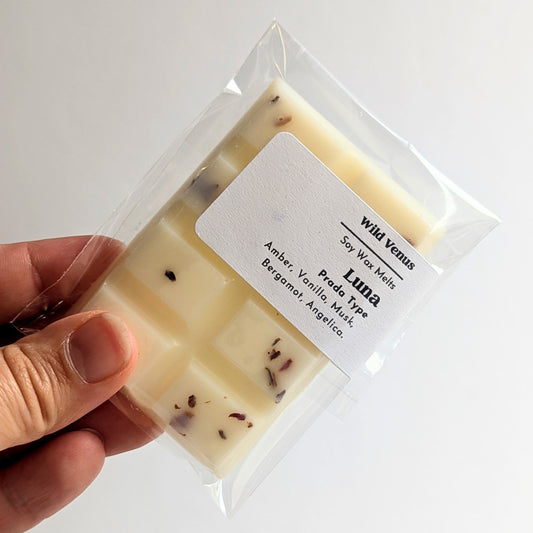 Soy wax melt Luna