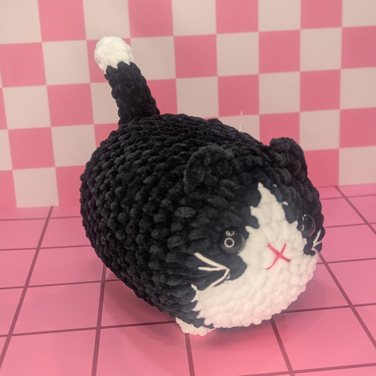 Tuxedo crochet  loaf cat