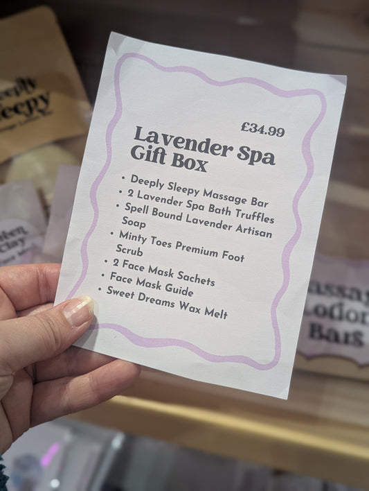 A list of everything that's inside The lavender spa gift set.