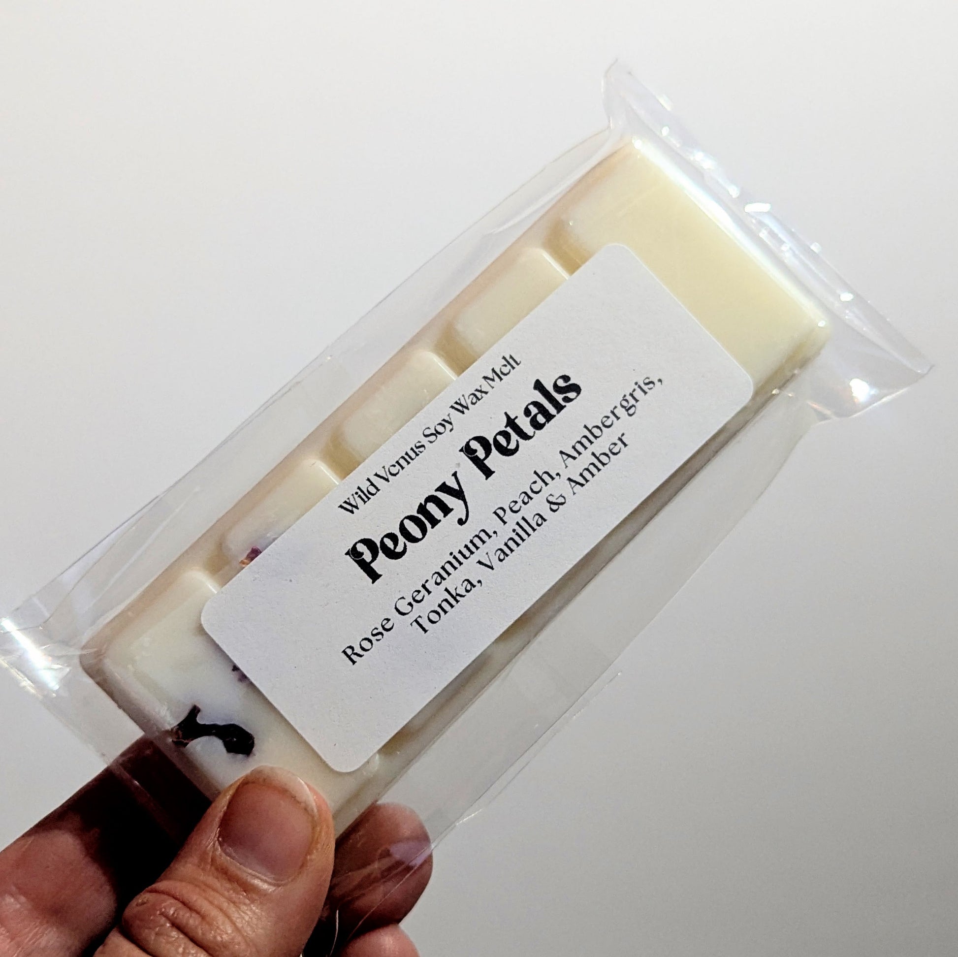 Peony petals soy wax melt