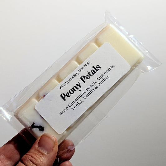 Peony petals soy wax melt